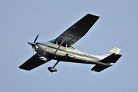 N4725N @ EEN - Final runway 02, Dillant-Hopkins Airport, Keene, NH - by Ron Yantiss