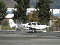 N3928B @ CCB - Pre-flighting before take off - by Helicopterfriend