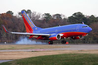 N277WN @ ORF - Southwest Airlines N277WN (FLT SWA1523) from Baltimore/Washington Int'l (KBWI) landing RWY 23.