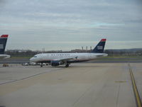 N737US @ KDCA - DCA, VA - by Ronald Barker