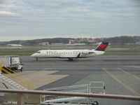 N8923A @ KDCA - DCA, VA - by Ronald Barker
