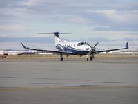 N475WA @ KBOI - Taxing to RWY 28L. - by Gerald Howard