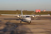 G-GIGA @ EGSH - Arriving at SaxonAir.