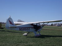 N5850Z @ 40I - pa-22 ready for taxi strip