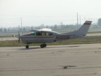 N132DB @ CNO - Taxiing towards runway 26 - by Helicopterfriend