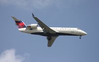 N812CA @ MCO - Comair CRJ-200