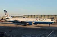 N651UA @ KORD - Boeing 767-300