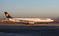 D-AIKH @ KORD - Airbus A330-300