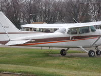 N734UF @ ISZ - CESSNA 172 - by christian maurer