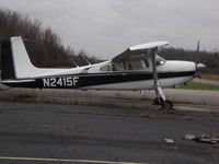 N2415F @ ISZ - 180h - by christian maurer