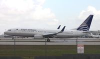HP-1715 @ MIA - Copa 737-800 landing 27 in front of 94th Aerosquadron Restaurant - by Florida Metal
