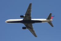 N621DL @ MIA - Delta 757 belly shot departing at El Dorado - by Florida Metal
