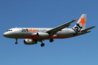 VH-VQF @ NZCH - finals to 02 - by Bill Mallinson