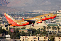 N773SA @ LAS - Southwest Airlines N773SA (FLT SWA1218) climbing out from RWY 1R en route to Bob Hope Burbank Airport (KBUR).