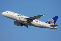 N803UA @ LAX - United Airlines N803UA (FLT UAL843) climbing out from RWY 25R en route to Chicago O'Hare Int'l (KORD).