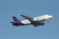 OO-SSM @ EBBR - Climbing from RWY 07R - by Daniel Vanderauwera