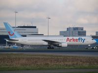 PH-AHY @ EHAM - Moved to the gate - by Willem Goebel