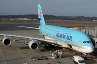HL7612 @ RJAA - At Narita - by Micha Lueck