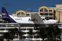 N962FE @ SXM - visitor - by Wolfgang Zilske