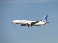 N73259 @ ONT - On final to runway 26R - by Helicopterfriend