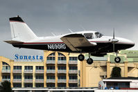 N690RG @ SXM - visitor - by Wolfgang Zilske