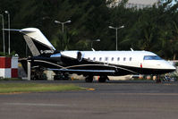 G-URRU @ SXM - visitor - by Wolfgang Zilske