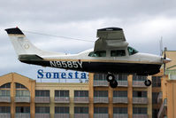 N9585Y @ SXM - visitor