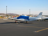 N4137F @ KOMH - Orange