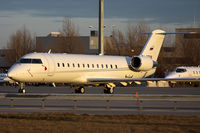 RA-67218 @ LOWW - Kolavia