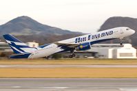 OH-AFJ @ LOWS - Air Finland 757-200