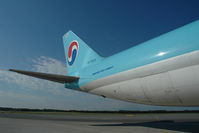 HL7439 @ LOWW - Korean Air Boeing 747-400 - by Dietmar Schreiber - VAP