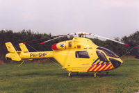 PH-SHF @ EHLW - Dutch AF Openday at Leeuwarden AFB.

Photo taken by Martijn Geerlings - by Henk Geerlings