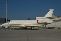 VP-BCX @ LOWW - Falcon 900