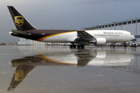 N320UP @ CGN - visitor - by Wolfgang Zilske