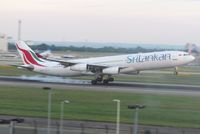 4R-ADB @ EGLL -  - by Alex Butler-Bates