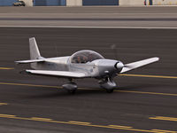 N601CP @ KSMO - N601CP taxiing - by Torsten Hoff