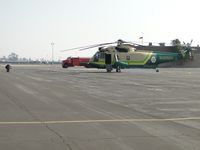 N950SB @ POC - Crew member checking to insure ship is clear before signalling to turn the rotors - by Helicopterfriend