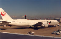 JA8269 @ ITM - Japan Airlines - by Henk Geerlings