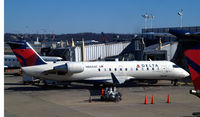 N8604C @ KDCA - DCA, VA - by Ronald Barker