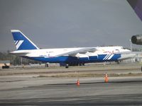 RA-82077 photo, click to enlarge