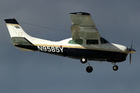 N9585Y @ SXM - visitor