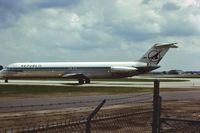 N762NC @ MSP - DC9-50