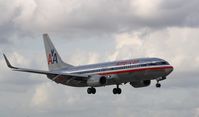 N800NN @ KMIA - Boeing 737-800 - by Mark Pasqualino