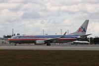 N878NN @ KMIA - Boeing 737-800 - by Mark Pasqualino