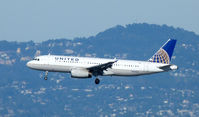N422UA @ SFO - New colors for N422UA. - by Bill Larkins