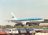 PH-AGH @ EHAM - KLM - by Henk Geerlings