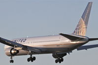 N664UA photo, click to enlarge