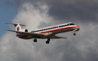 N925AE @ KMIA - EMB-145LR