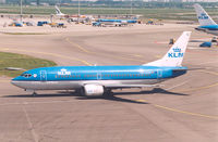 PH-BDN @ EHAM - KLM , new colour scheme - by Henk Geerlings