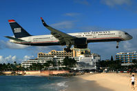 N942UW @ SXM - visitor